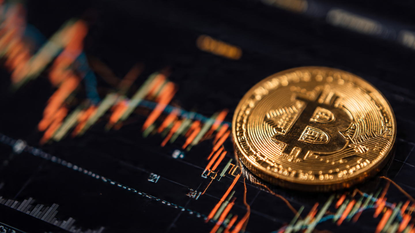 Investment Strategies Based on Bitcoin Price Prediction Analysis